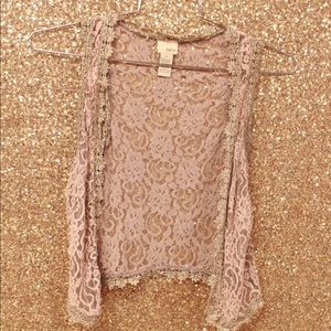 Daytrip Sleeveless Lace Open Cardigan
